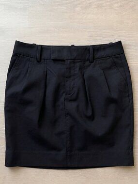 Gap Black Pleated Knee Length Skirt Women's Size 0 Low Waisted Workwear Basic